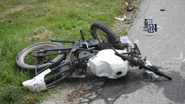 Vozač i putnica na mopedu stradali u rovinjskom autokampu